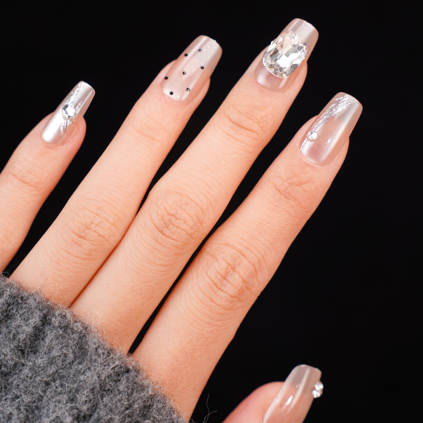 006 Dot Diamond