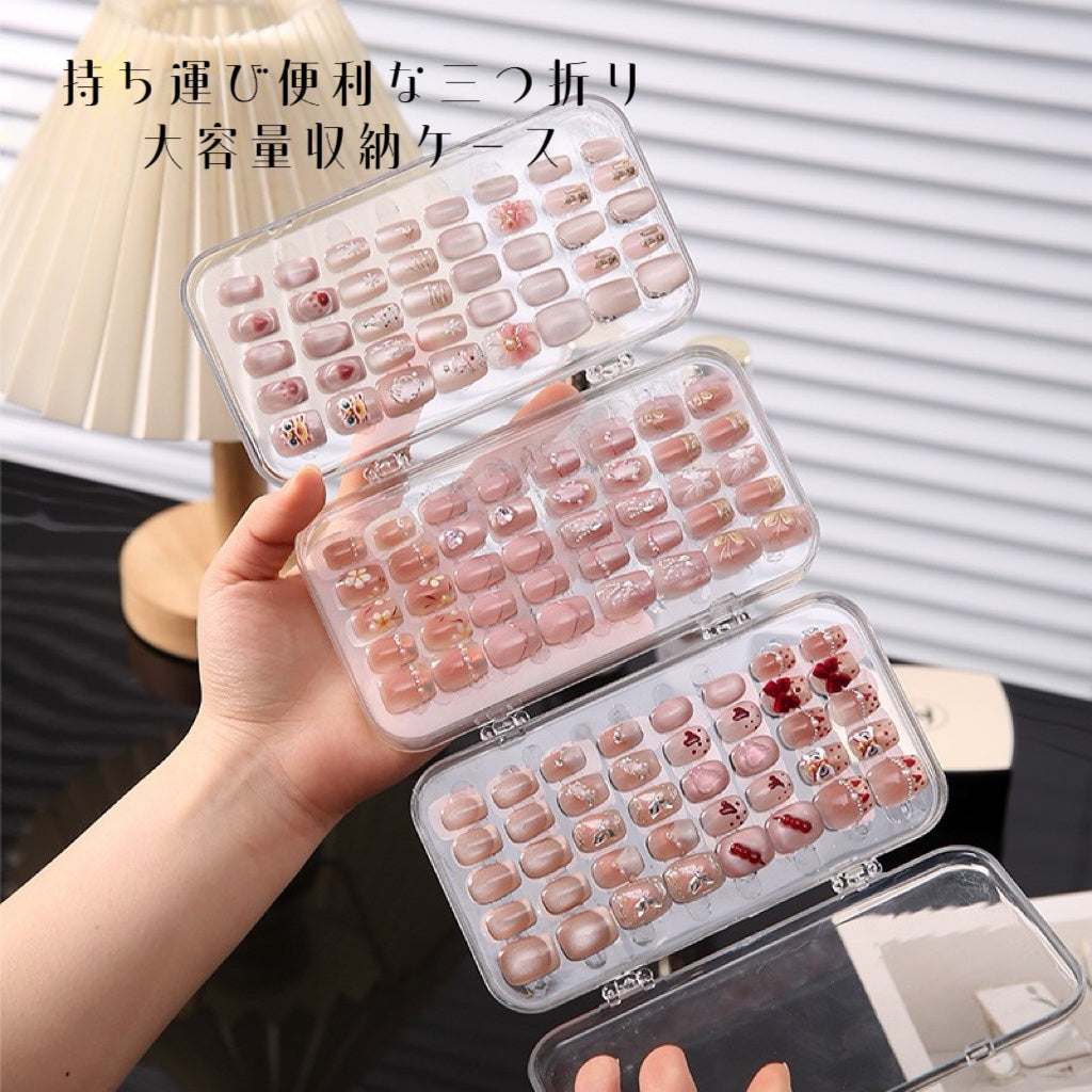 Tri-fold nail tip storage case