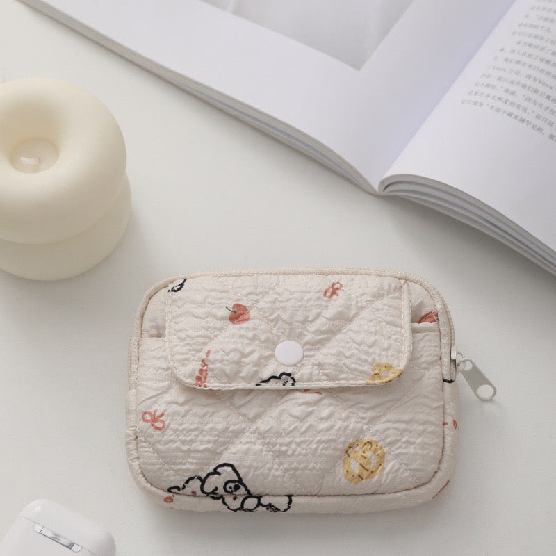 Striped dot quilted pouch | Fluffy and cute makeup pouch, lipstick and accessory storage